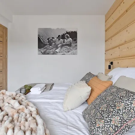 Golden - Mountain View Apartment