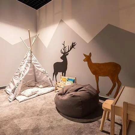 Golden - Mountain View Appartement *